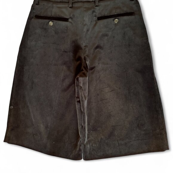 Gucci Authentic Black Velvet Shorts NWT - Picture 4 of 7